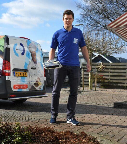 Busje en bezorger Maaltijdservice oosterlengte